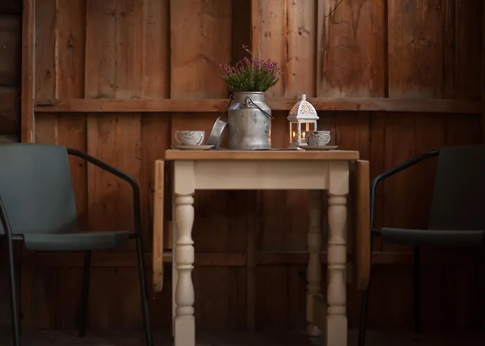 Dale-gudbrands Gard By Frich's