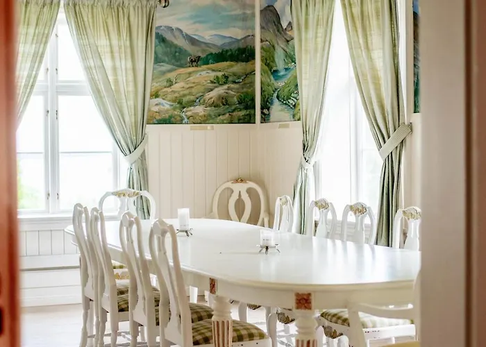 Dale-gudbrands Gard By Frich's